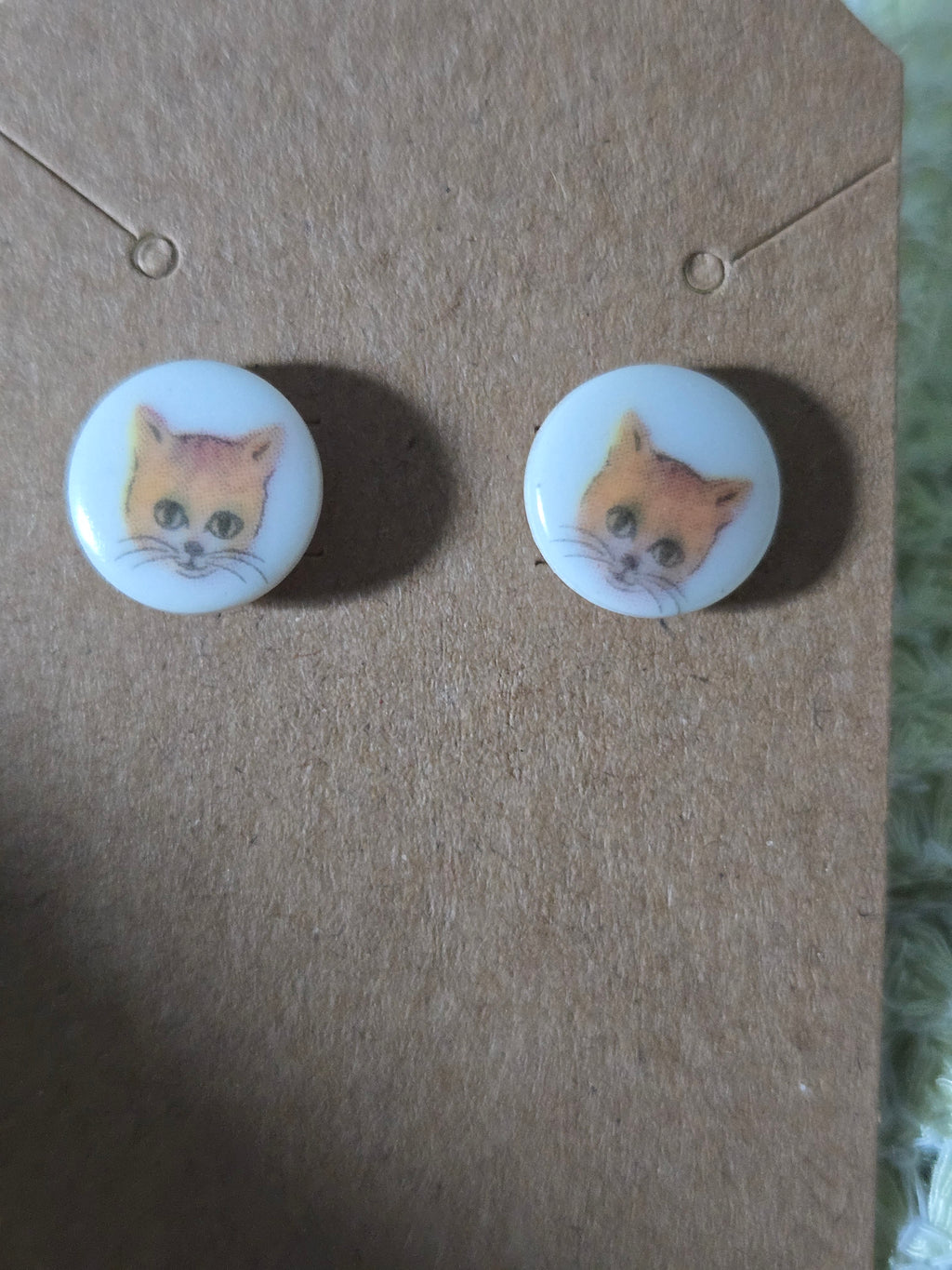 Vintage Cat button earrings studs